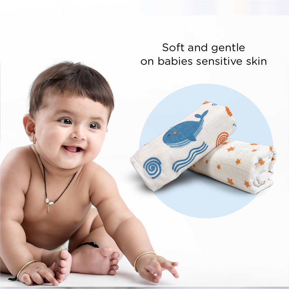 Nuluv Blue Whale Design Burp Cloth (White) - Pack of 2