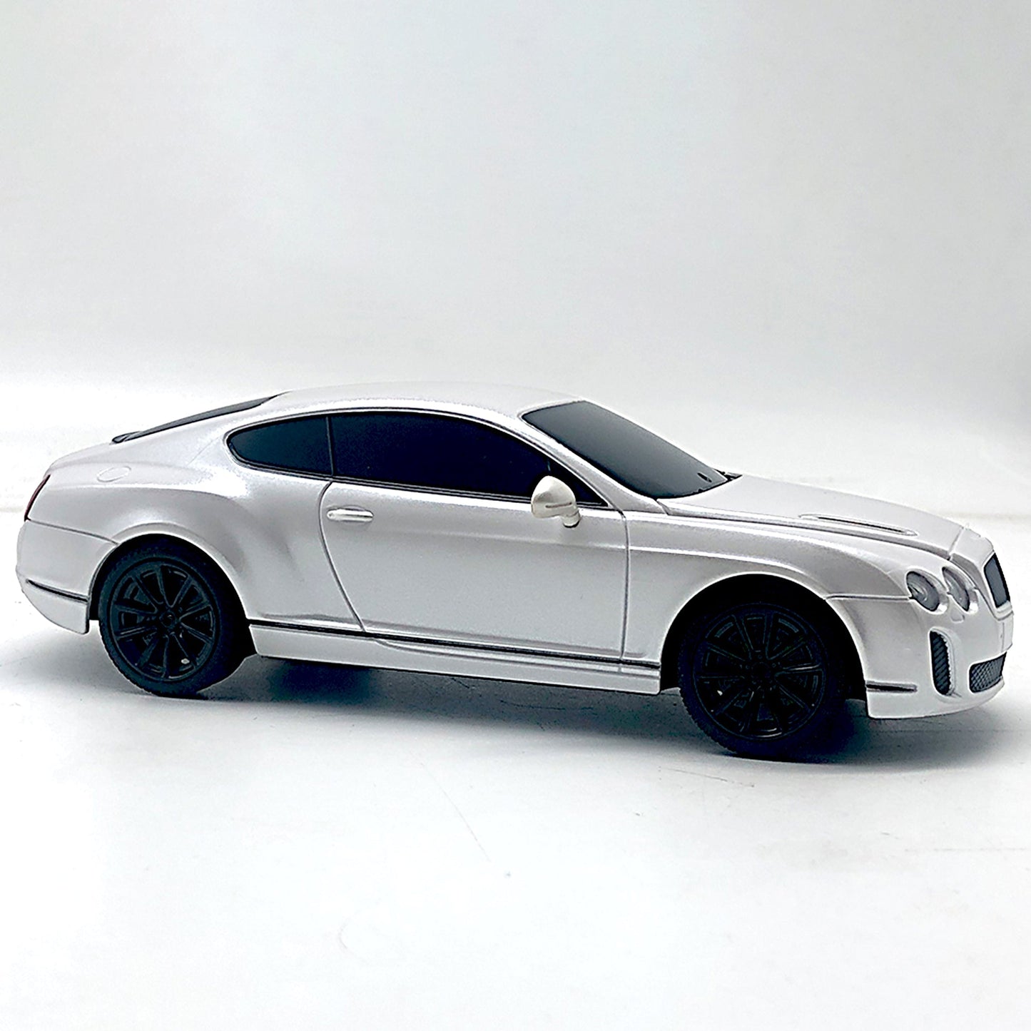 Playzu By Sluban Grand Tourer White Color 1:24 Scale Rechargeable R/C Car || 6years to 14years